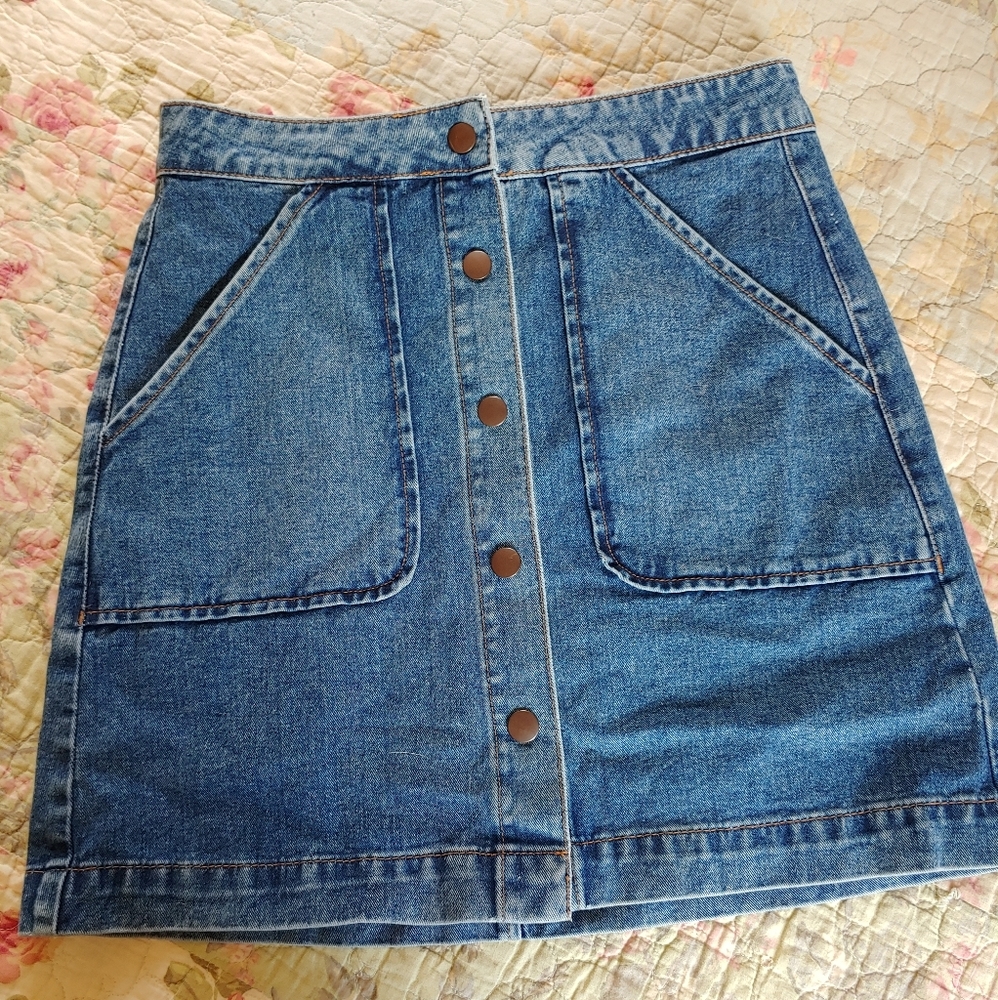 Denim skirt